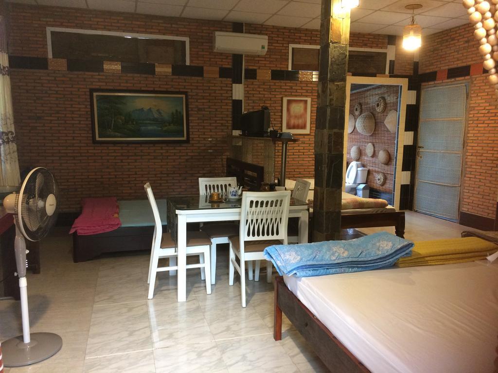 Charming Countryside Homestay Ben Tre Eksteriør billede