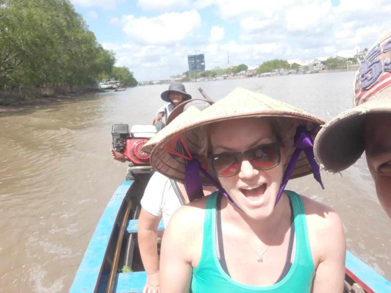 Charming Countryside Homestay Ben Tre Eksteriør billede